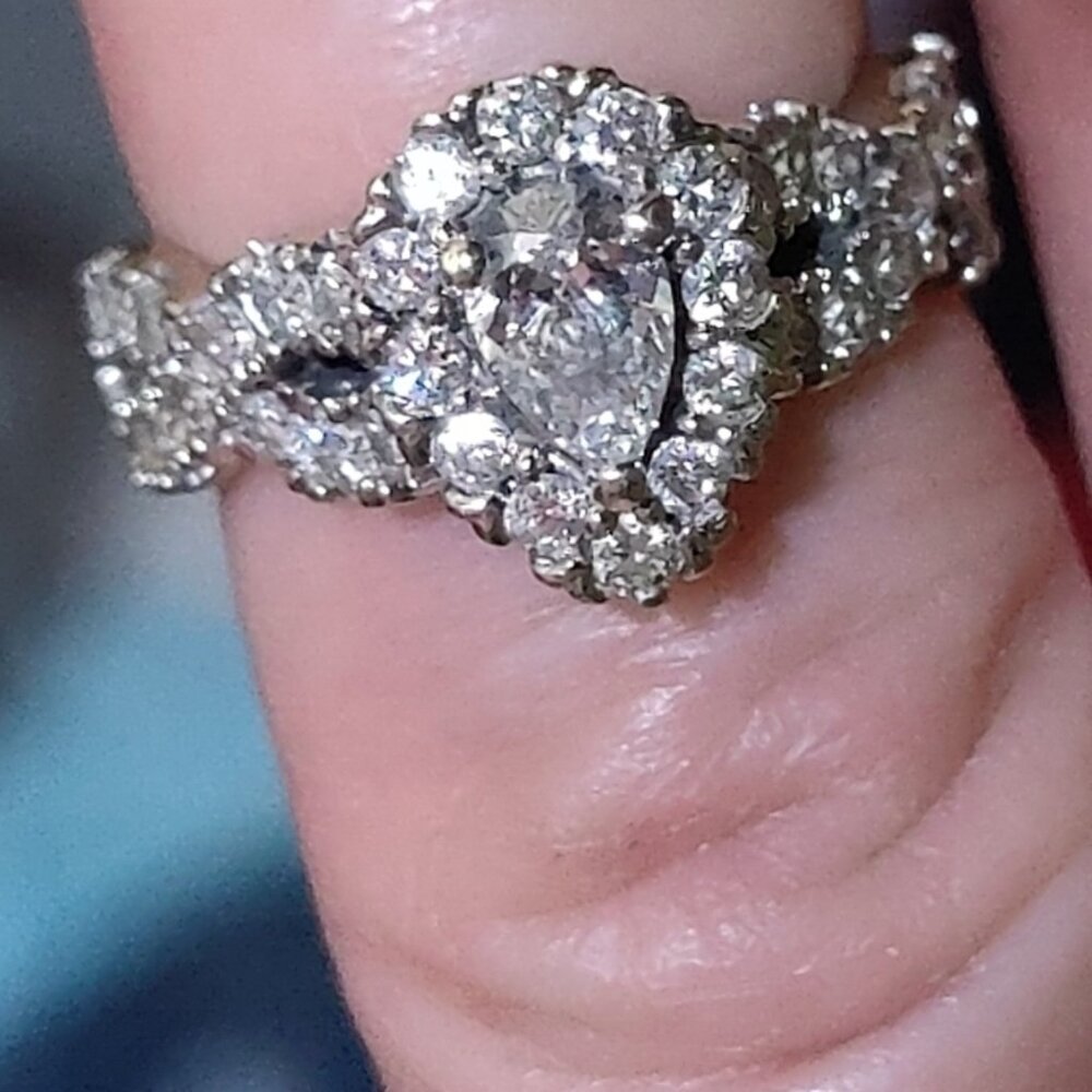 Real , Natural diamond  14k white gold halo wedding engagement ring .paid 5100